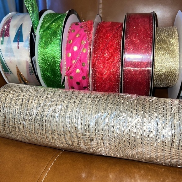 Several Rolls of Holiday/Christmas Ribbon - Picture 2 of 3